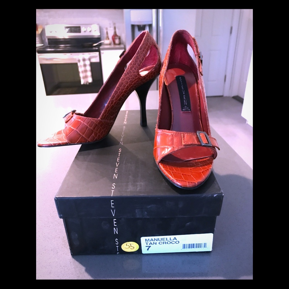 Steven burnt orange peep toe heels